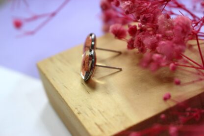 Серьги-гвоздики «Сакура» круглые прозрачные (с каймой) — изображение 3