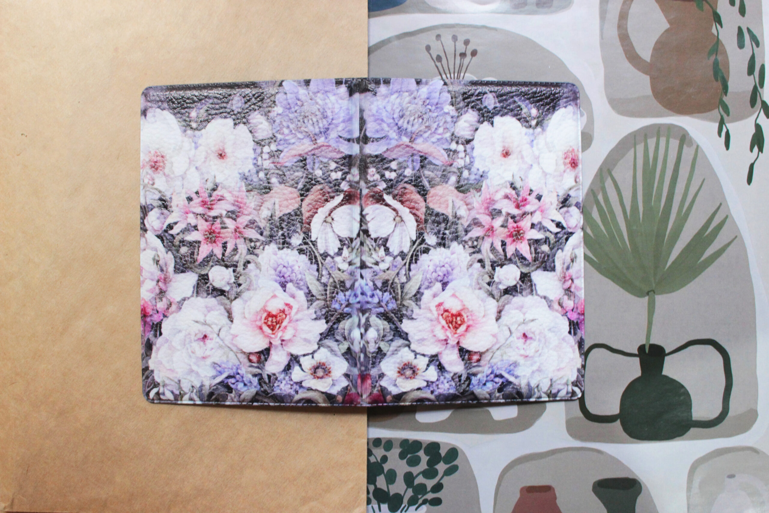 Обложка на паспорт «Цветы» DARI — изображение 2