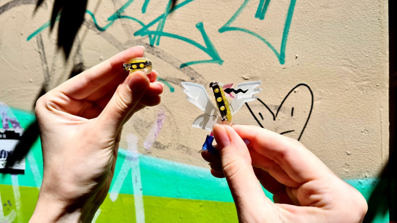 Брошка «Чайка ААААА» Кооператорс — изображение 3